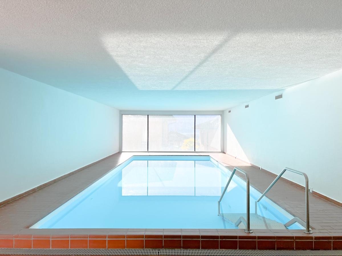 Bright Tiny Studio - Shared Pool & Sauna - Free Parking - Air Condition Muralto Luaran gambar